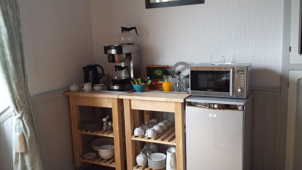 Les Tilleuls Bed & Breakfast Saint-Pé-Delbosc Екстериор снимка
